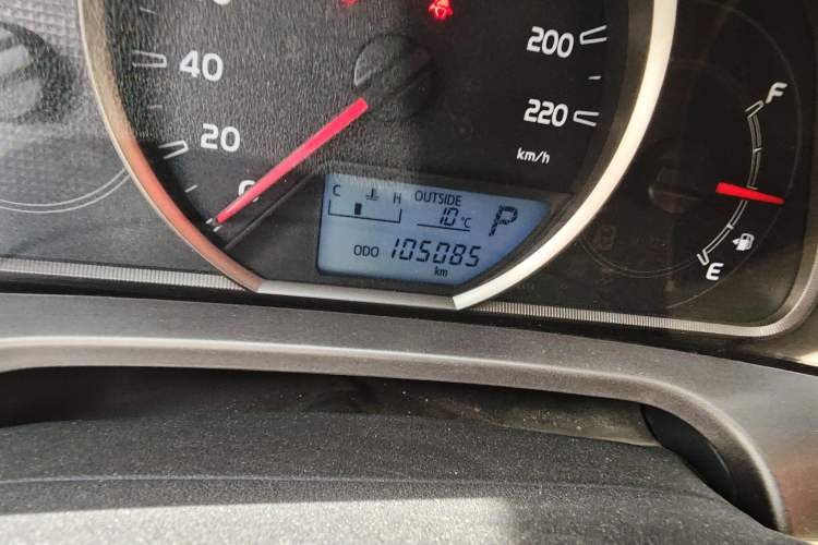 Used Toyota RAV4 2013 2.0L CVT Two-Wheel Drive Urban Edition Odometer Close Up