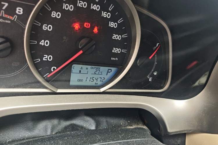Used Toyota RAV4 2013 2.0L CVT Two-Wheel Drive Urban Edition Odometer Close Up