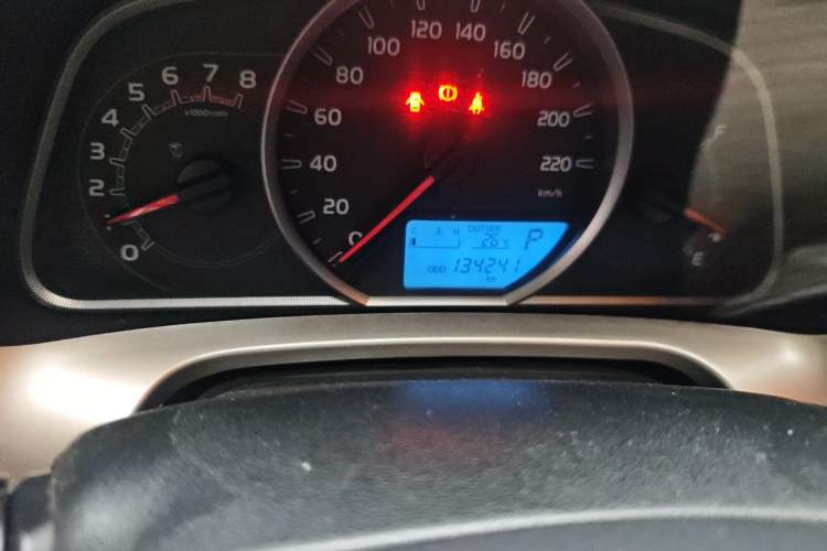 Used Toyota RAV4 2013 2.0L CVT Two-Wheel Drive Urban Edition Odometer Close Up