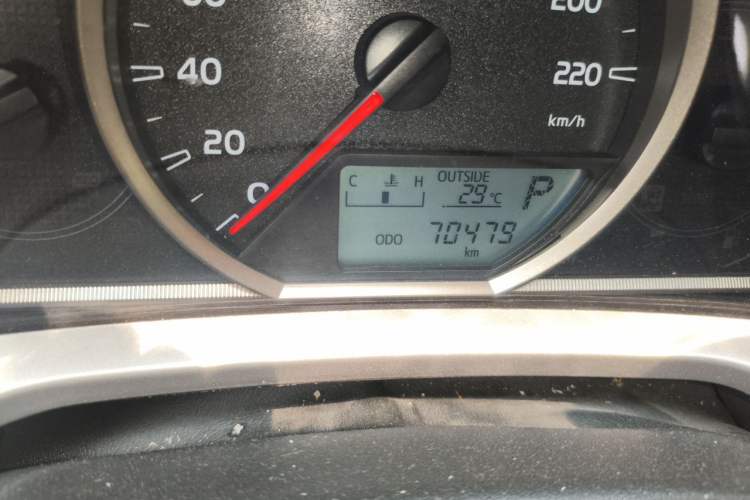 Used Toyota RAV4 2013 2.0L CVT Two-Wheel Drive Urban Edition Odometer Close Up