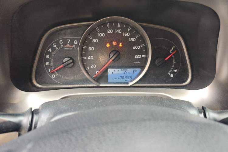 Used Toyota RAV4 2013 2.0L CVT Two-Wheel Drive Urban Edition Odometer Close Up