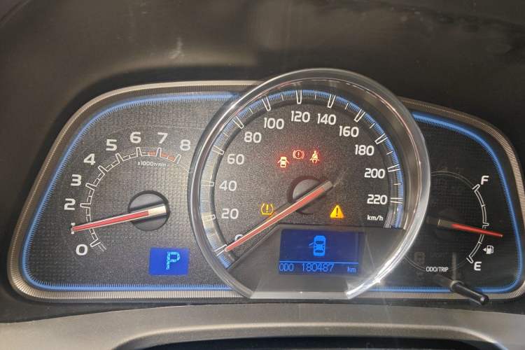 Used Toyota RAV4 2013 2.5L Automatic 4x4 Luxury Edition Odometer Close Up