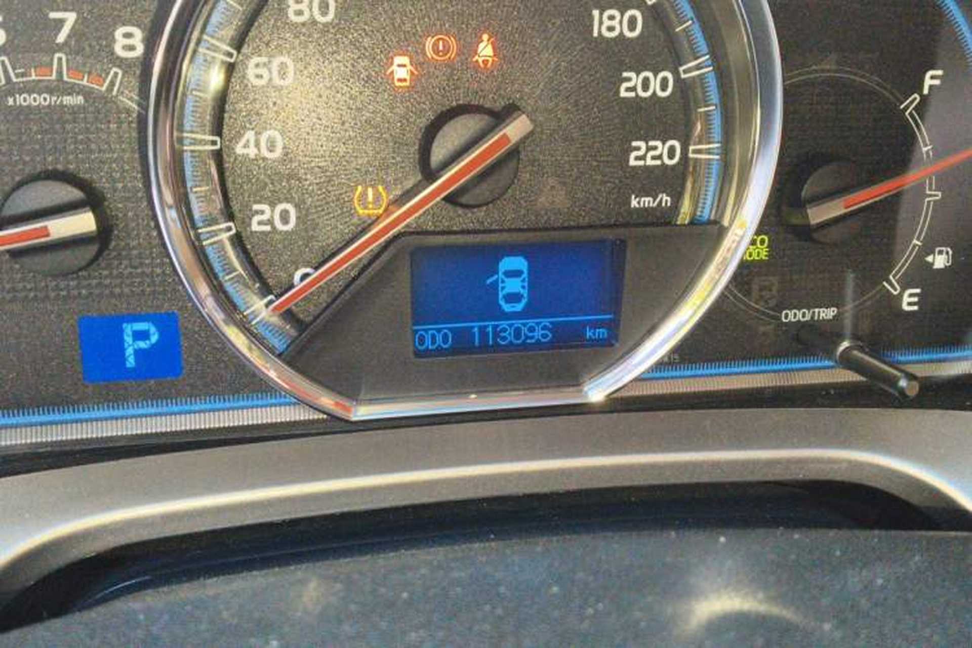 Used Toyota RAV4 2013 2.0L CVT Four-Wheel Drive New Edition Odometer Close Up