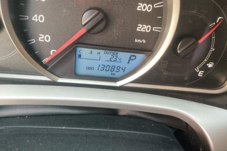 Used Toyota RAV4 2013 2.0L CVT Two-Wheel Drive Urban Edition Odometer Close Up