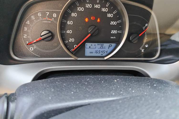 Used Toyota RAV4 2013 2.0L CVT Two-Wheel Drive Urban Edition Odometer Close Up