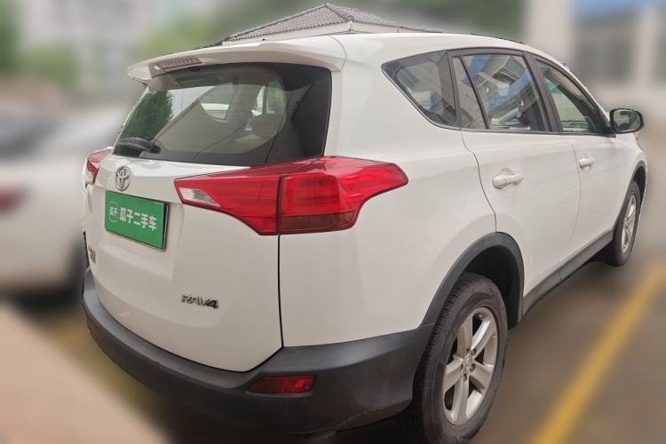 Used Toyota RAV4 2013 2.0L CVT Two-Wheel Drive Urban Edition Rear