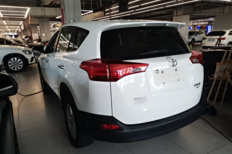 Used Toyota RAV4 2013 2.5L Automatic 4x4 Elite Edition Rear Left 45 Deg
