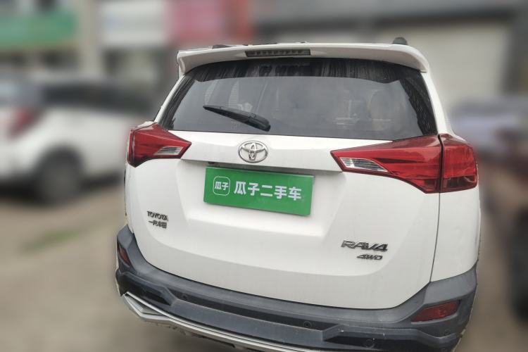 Used Toyota RAV4 2013 2.0L CVT Four-Wheel Drive New Edition Rear