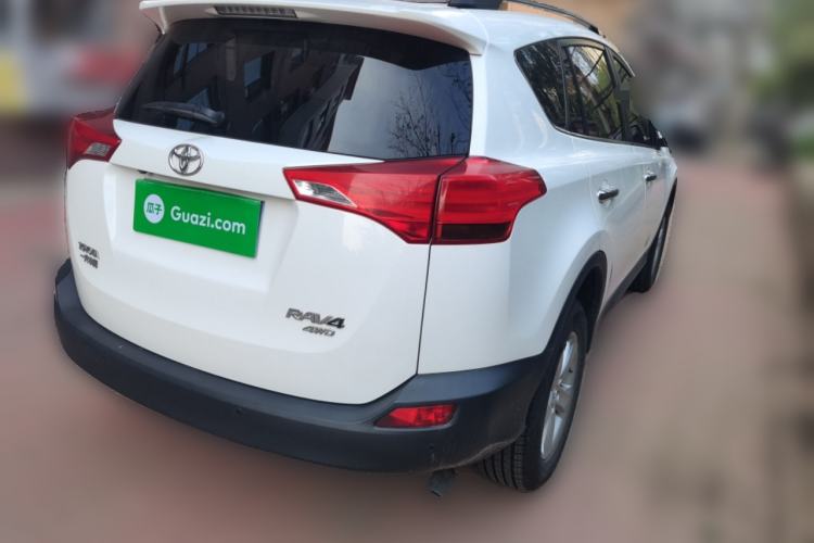 Used Toyota RAV4 2013 2.0L CVT Four-Wheel Drive New Edition Rear Right 45 Deg