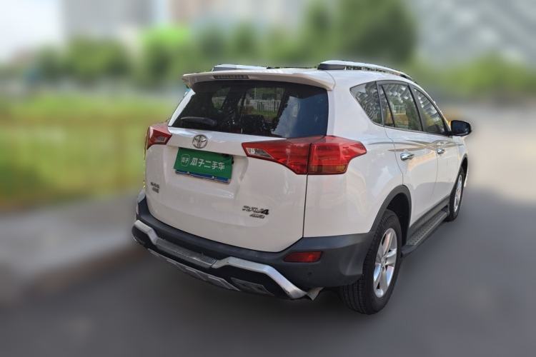 Used Toyota RAV4 2013 2.0L CVT Four-Wheel Drive New Edition Rear Right 45 Deg