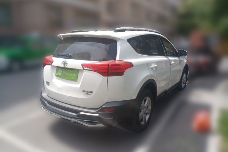 Used Toyota RAV4 2013 2.0L CVT Four-Wheel Drive Fashion Edition Rear Right 45 Deg