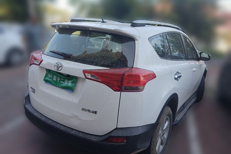 Used Toyota RAV4 2013 2.0L CVT Two-Wheel Drive Urban Edition Rear Right 45 Deg