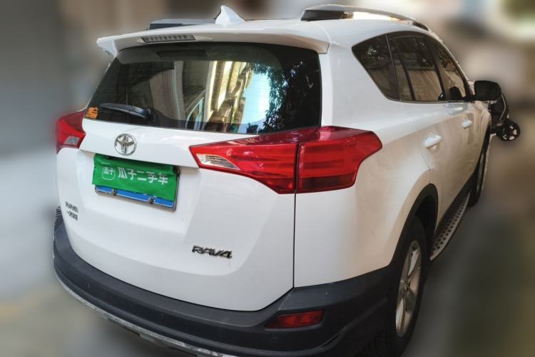 Used Toyota RAV4 2013 2.0L CVT Two-Wheel Drive Urban Edition Rear Right 45 Deg