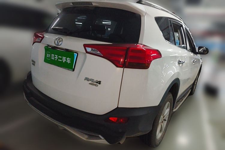 Used Toyota RAV4 2013 2.5L Automatic 4x4 Elite Edition Rear Right 45 Deg