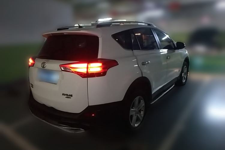 Used Toyota RAV4 2013 2.5L Automatic 4x4 Elite Edition Rear Right 45 Deg