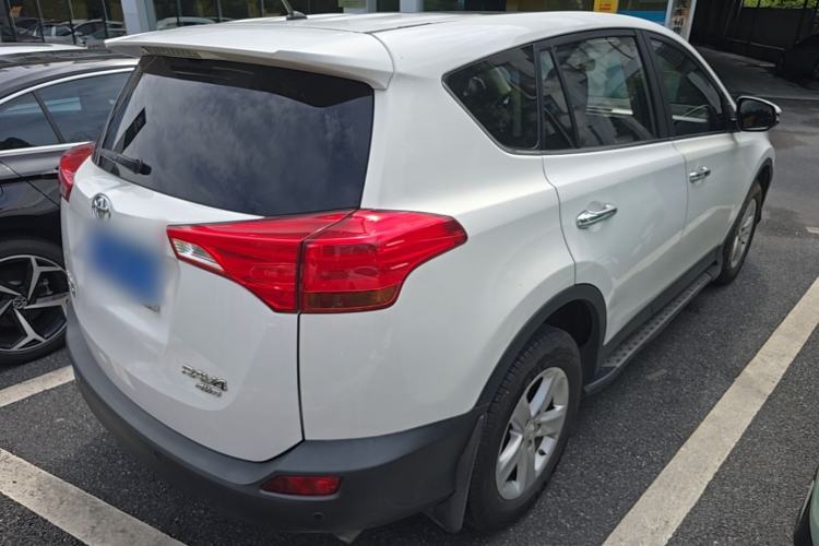 Used Toyota RAV4 2013 2.5L Automatic 4x4 Elite Edition Rear Right 45 Deg