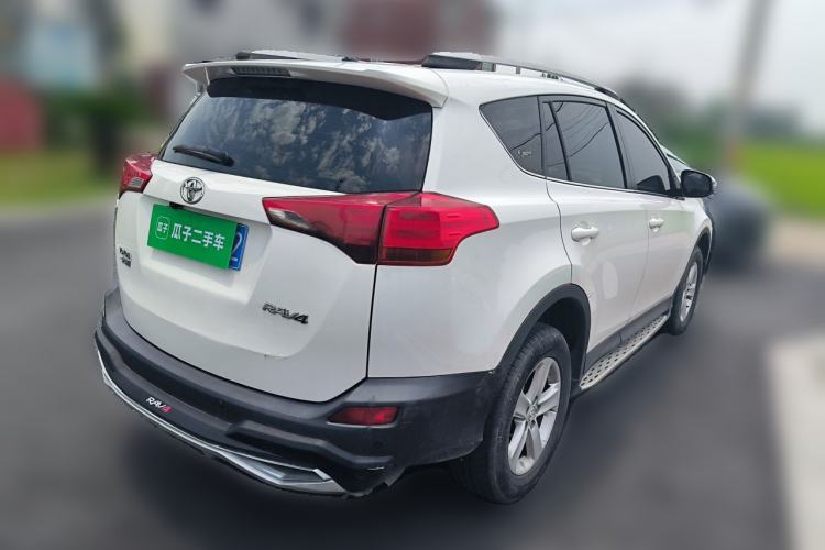 Used Toyota RAV4 2013 2.0L CVT Two-Wheel Drive Urban Edition Rear Right 45 Deg
