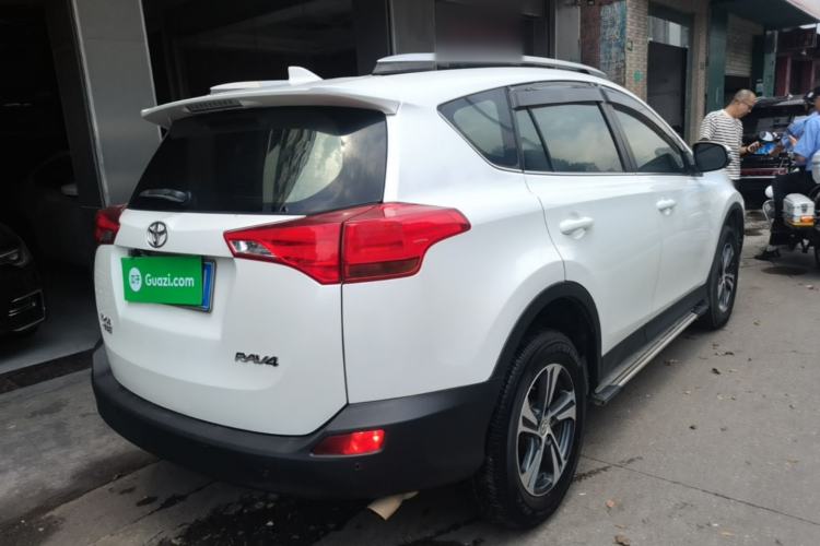 Used Toyota RAV4 2013 2.0L CVT Two-Wheel Drive Urban Edition Rear Right 45 Deg
