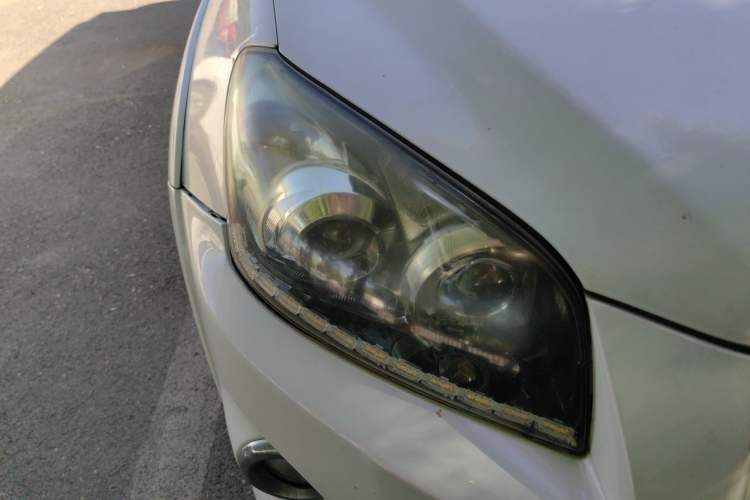 Used Toyota RAV4 2013 Special Edition 2.0L Manual Classic Right Front Headlight