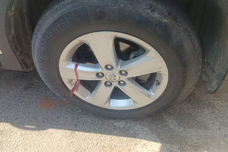 Used Toyota RAV4 2013 2.0L CVT Four-Wheel Drive New Edition Right Front Wheel Hub