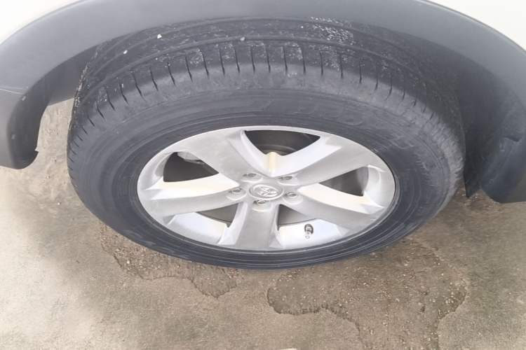 Used Toyota RAV4 2013 2.0L CVT Four-Wheel Drive New Edition Right Rear Wheel Hub
