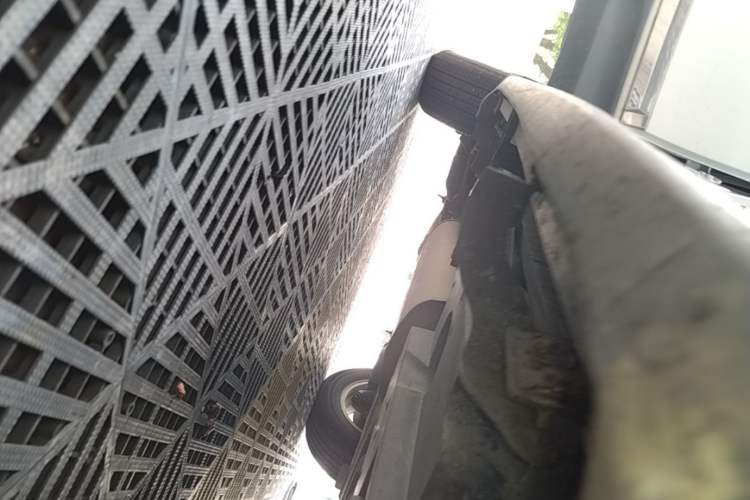 Used Toyota RAV4 2013 2.0L CVT Four-Wheel Drive New Edition Right Side Sill