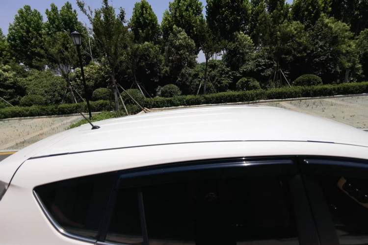 Used Toyota RAV4 2013 2.0L CVT Two-Wheel Drive Urban Edition Roof