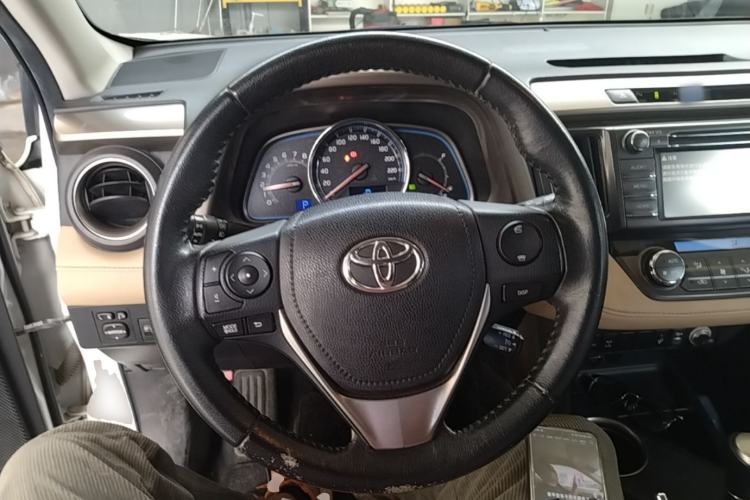 Used Toyota RAV4 2013 2.0L CVT Four-Wheel Drive New Edition Steering Wheel