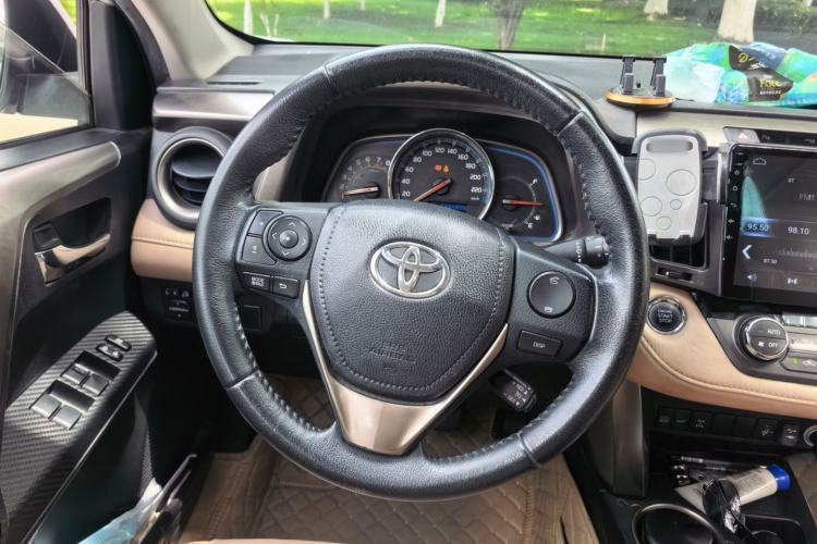 Used Toyota RAV4 2013 2.0L CVT Four-Wheel Drive New Edition Steering Wheel