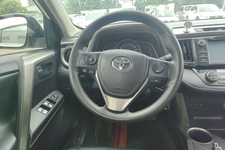 Used Toyota RAV4 2013 2.0L CVT Four-Wheel Drive Fashion Edition Steering Wheel