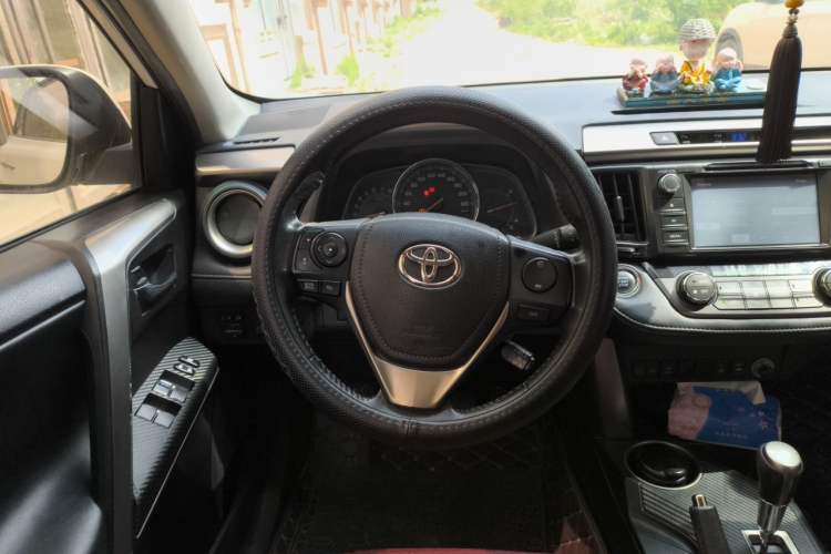 Used Toyota RAV4 2013 2.0L CVT Four-Wheel Drive New Edition Steering Wheel