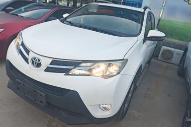Used Toyota RAV4 2013 2.0L CVT Four-Wheel Drive New Edition
