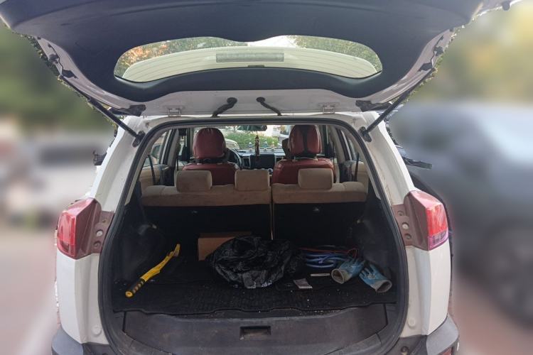 Used Toyota RAV4 2013 2.0L CVT Two-Wheel Drive Urban Edition Trunk