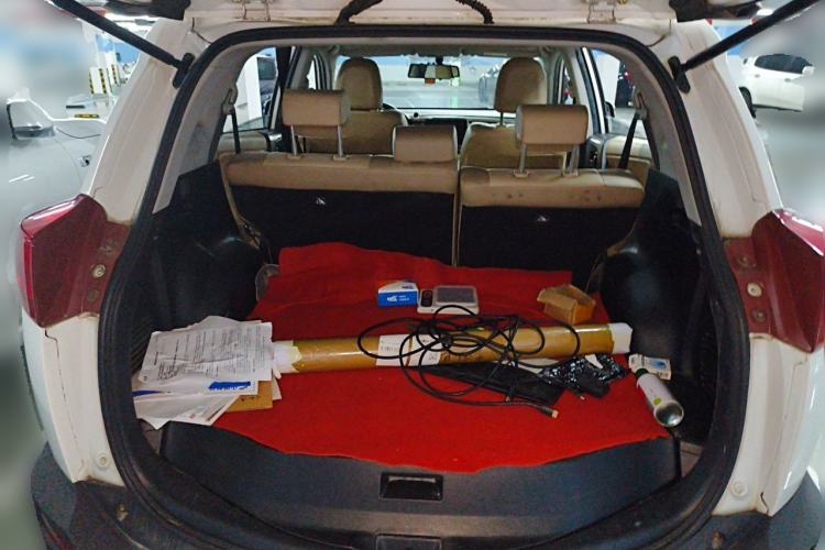 Used Toyota RAV4 2013 2.5L Automatic 4x4 Elite Edition Trunk