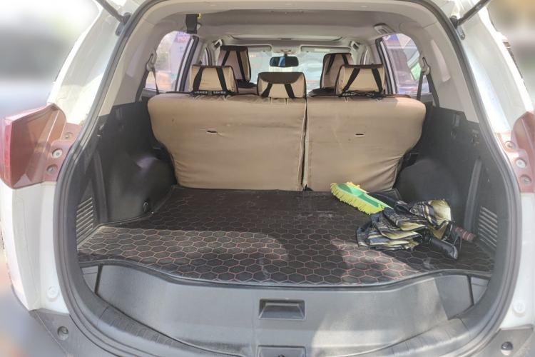 Used Toyota RAV4 2013 2.0L CVT Four-Wheel Drive Fashion Edition Trunk