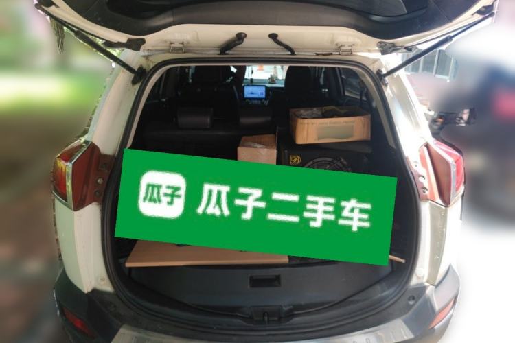 Used Toyota RAV4 2013 2.5L Automatic 4x4 Elite Edition Trunk