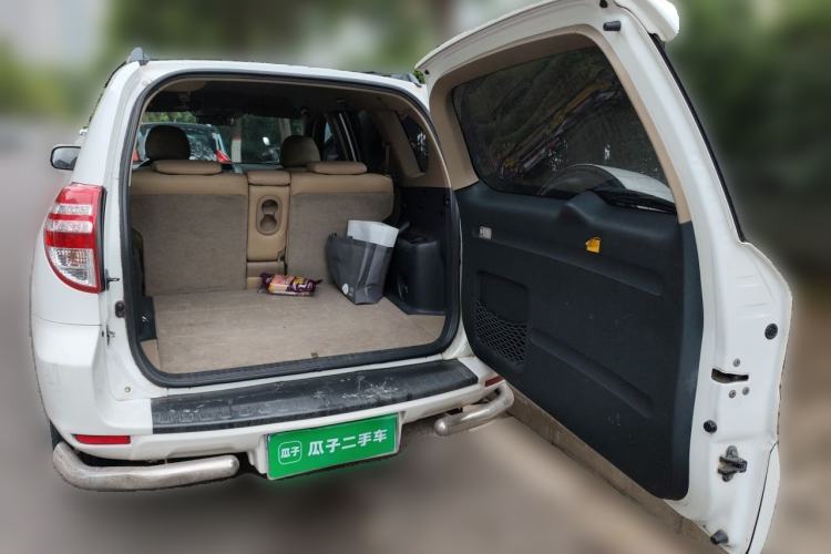 Used Toyota RAV4 2013 Special Edition 2.0L Manual Classic Trunk