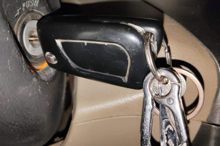 Used Toyota RAV4 2013 Special Edition 2.0L Manual Classic Vehicle Key