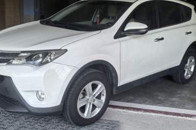 Used Toyota RAV4 2013 2.0L CVT Four-Wheel Drive New Edition