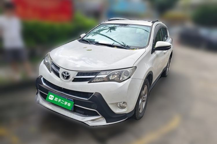 Used Toyota RAV4 2013 2.0L CVT Two-Wheel Drive Urban Edition Guazi used car, China used car export, Used car for sale, Used  cars, Cheapest cars for sale