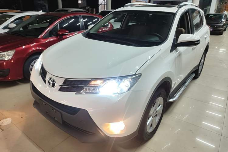 Used Toyota RAV4 2013 2.0L CVT Four-Wheel Drive Fashion Edition Guazi used car, China used car export, Used car for sale, Used  cars, Cheapest cars for sale