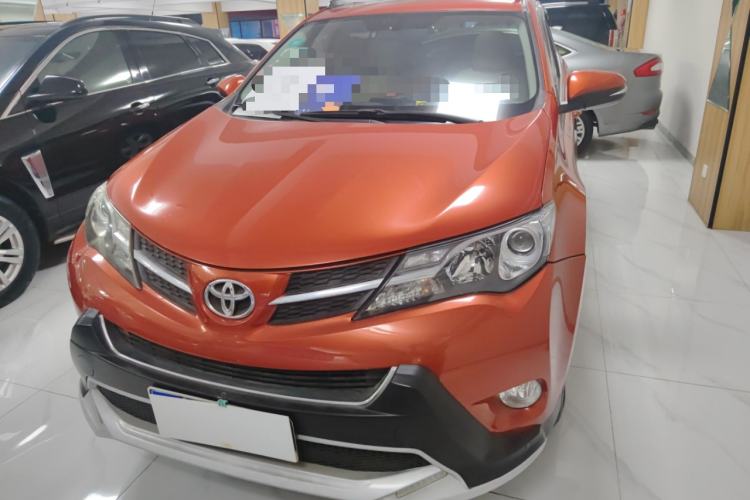 Used Toyota RAV4 2013 2.0L CVT Four-Wheel Drive Fashion Edition Front