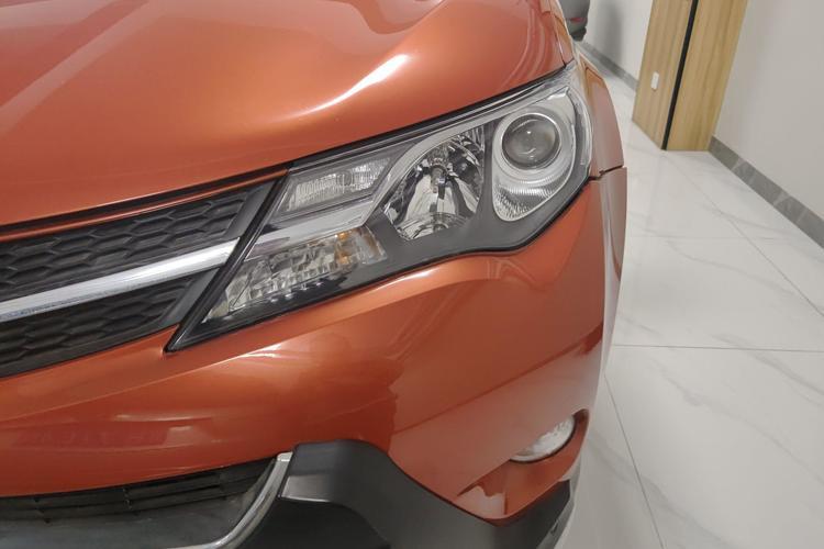 Used Toyota RAV4 2013 2.0L CVT Four-Wheel Drive Fashion Edition Left Front Headlight