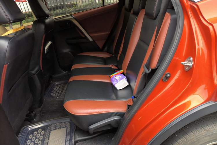 Used Toyota RAV4 2013 2.5L Automatic 4x4 Elite Edition Left Rear Seat