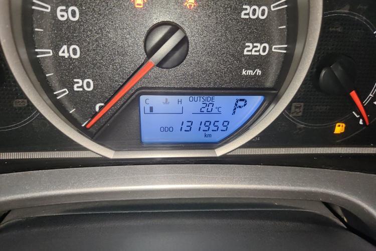 Used Toyota RAV4 2013 2.0L CVT Four-Wheel Drive Fashion Edition Odometer Close Up