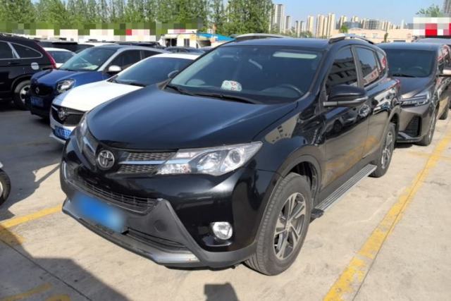 Used Toyota RAV4 2015 2.0L CVT Two-Wheel Drive Fashion Edition
