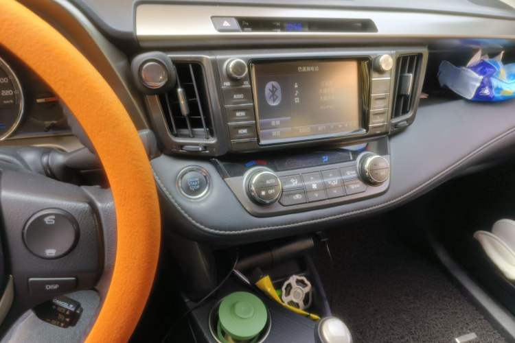 Used Toyota RAV4 2015 2.0L CVT Four-Wheel Drive New Edition Audio And AC Panel