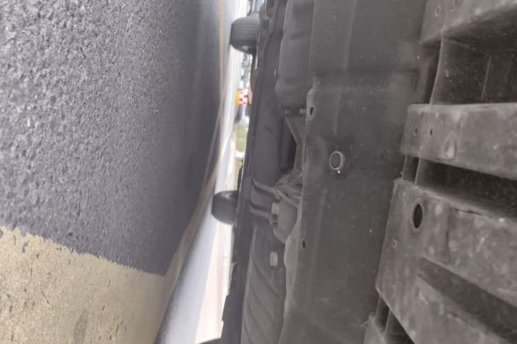Used Toyota RAV4 2015 2.0L CVT Two-Wheel Drive Fashion Edition Chassis Front