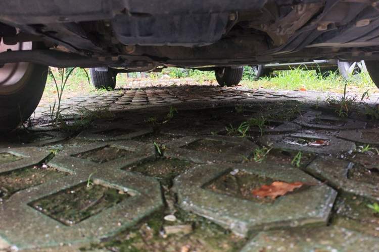 Used Toyota RAV4 2015 2.0L CVT Two-Wheel Drive Urban Edition Chassis Front Right