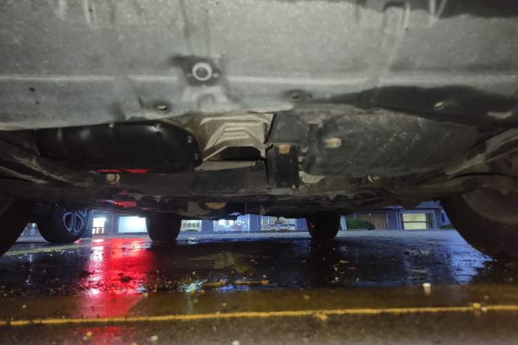 Used Toyota RAV4 2015 2.0L CVT Two-Wheel Drive Fashion Edition Chassis Front